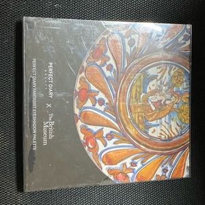 Perfect Diary Fantasist Eyeshadow Palette